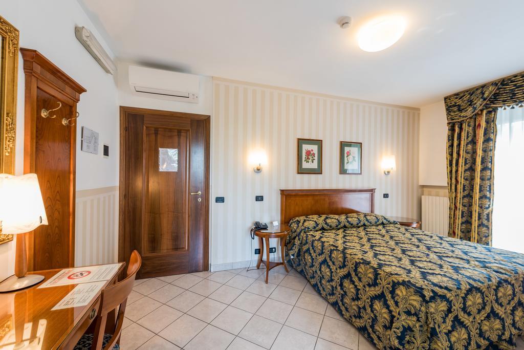 Hotel Belvedere トリノ エクステリア 写真