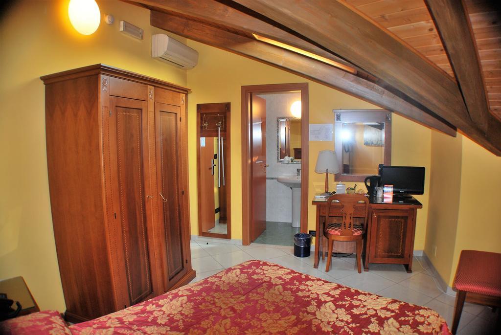 Hotel Belvedere トリノ エクステリア 写真